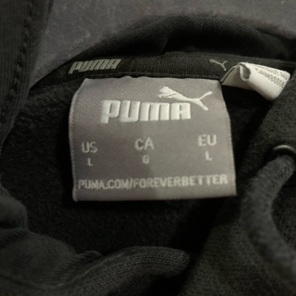 PUMA Sweater. - Picture 3 of 3